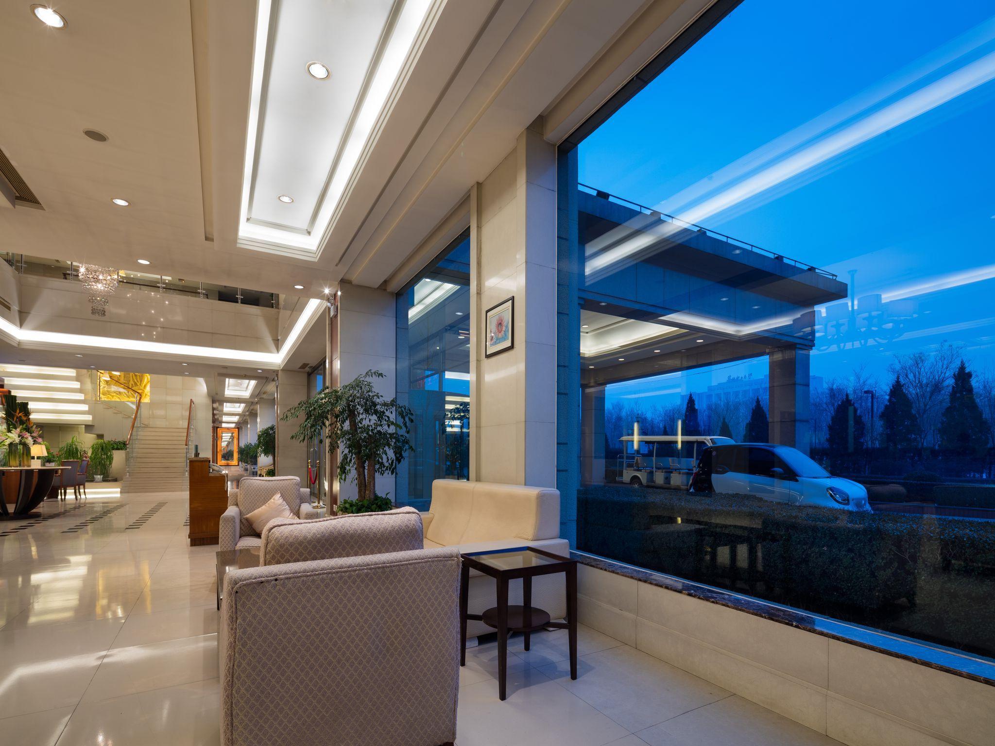 Ramada Beijing North Hotel Changping Exterior foto