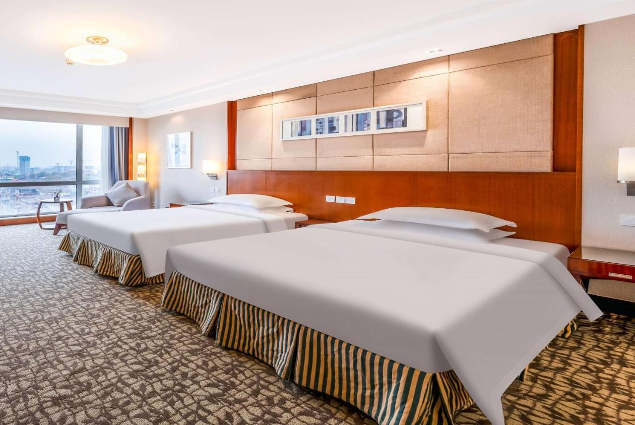 Ramada Beijing North Hotel Changping Exterior foto