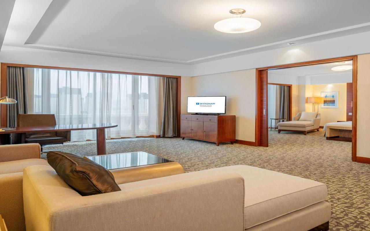 Ramada Beijing North Hotel Changping Exterior foto
