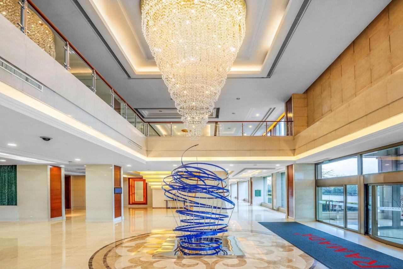 Ramada Beijing North Hotel Changping Exterior foto