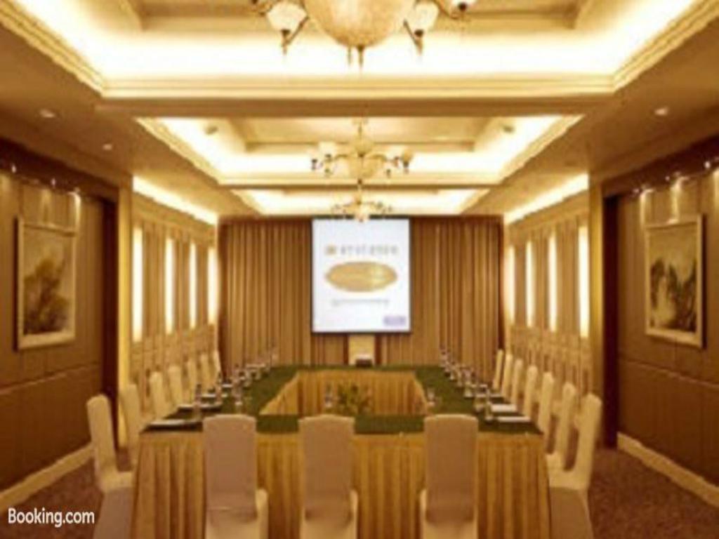 Ramada Beijing North Hotel Changping Exterior foto