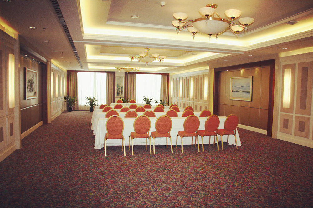 Ramada Beijing North Hotel Changping Exterior foto