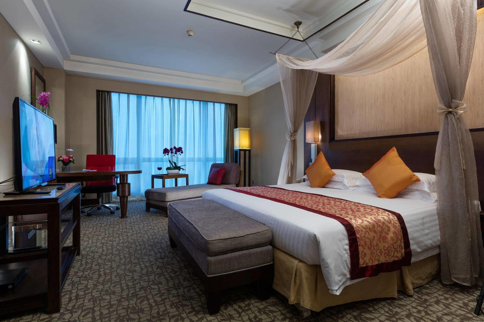 Ramada Beijing North Hotel Changping Exterior foto