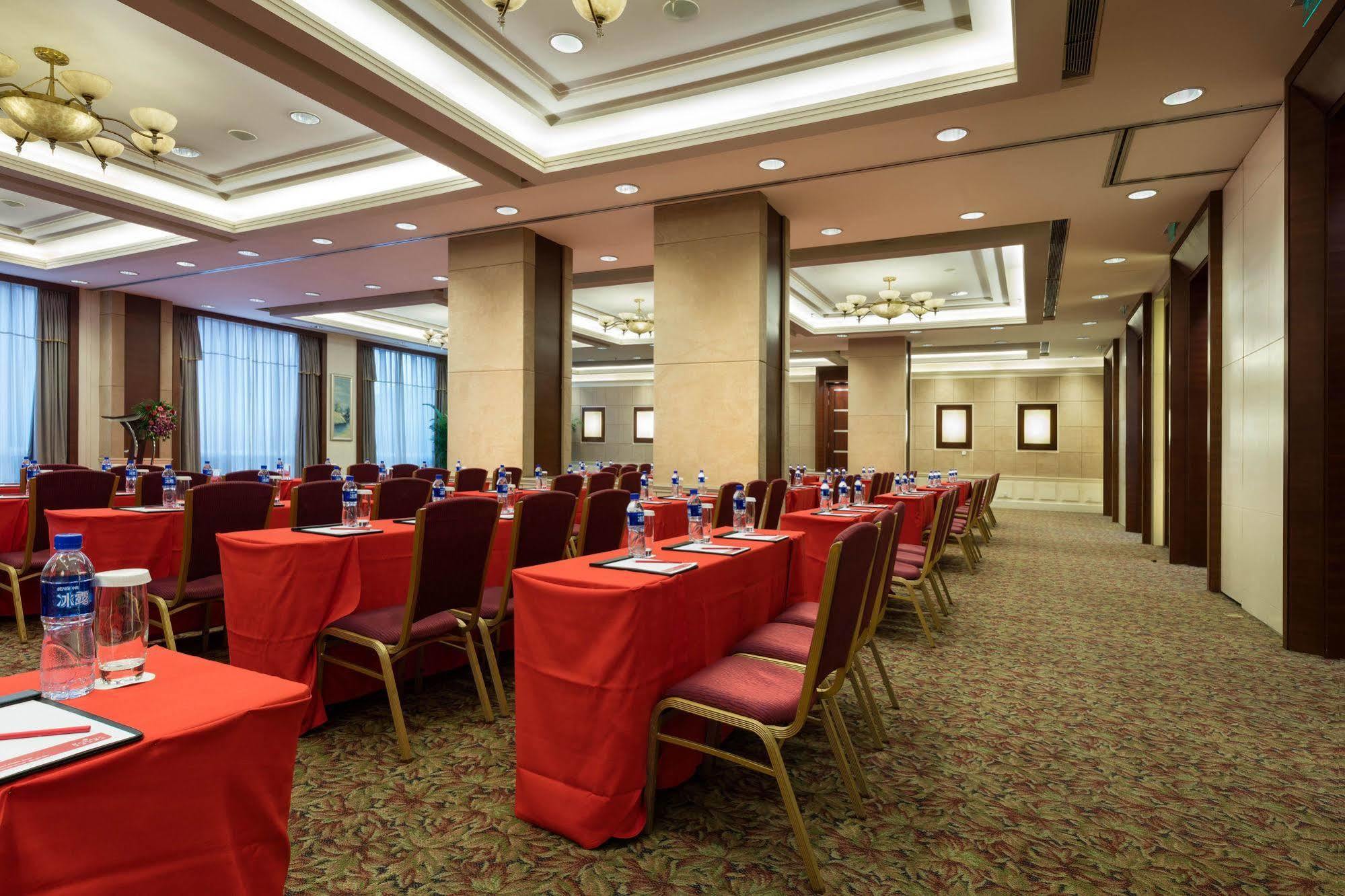 Ramada Beijing North Hotel Changping Exterior foto