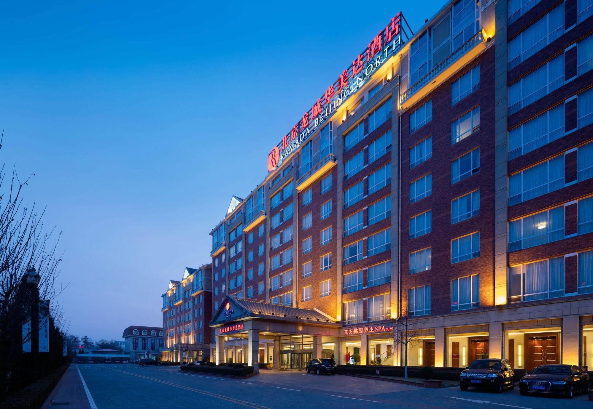 Ramada Beijing North Hotel Changping Exterior foto